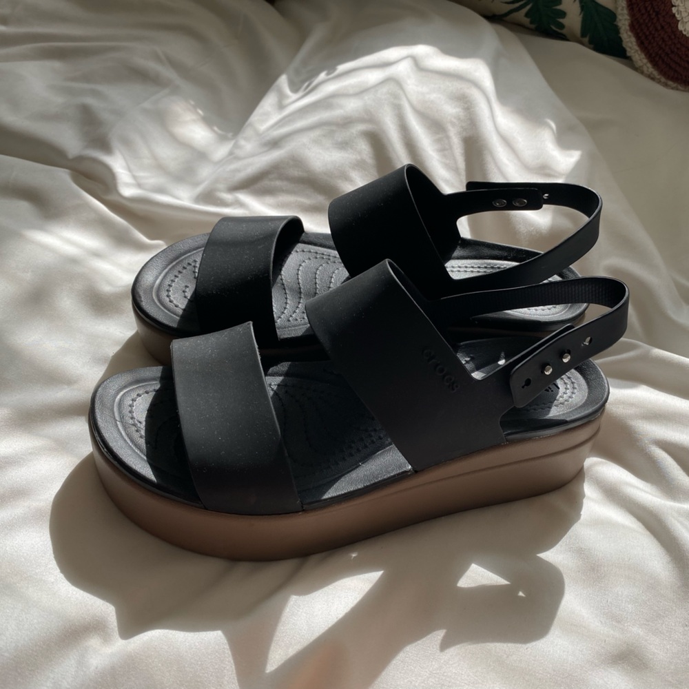Crocs platform sandal women’s size 8